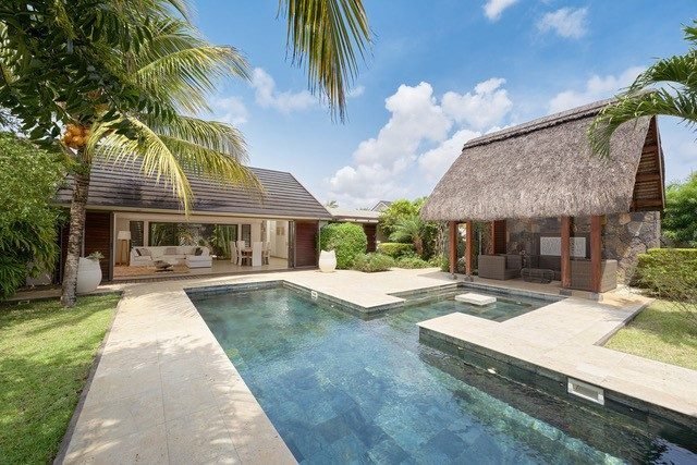 Villa in Grand Baie, Rivière du Rempart District, Mauritius 1 - 13612113