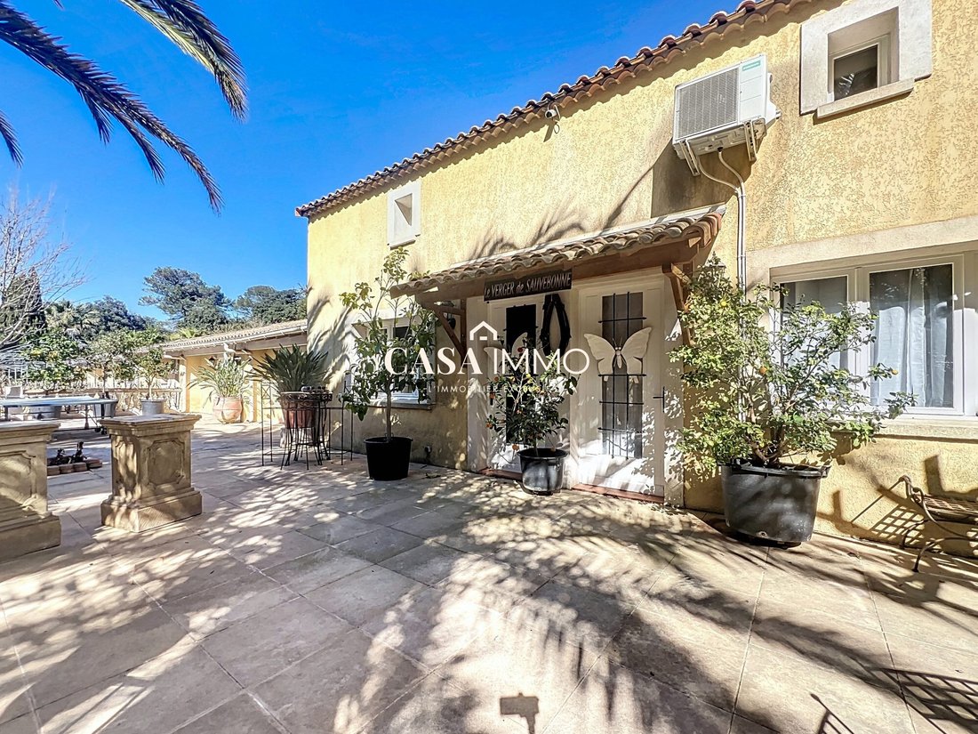 Country House in Hyeres, Provence-Alpes-Côte d'Azur, France 1 - 15705501