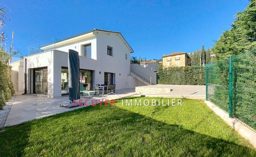 Villa in Gabelle-Courcettes-Les Clos, Vallauris, France 1