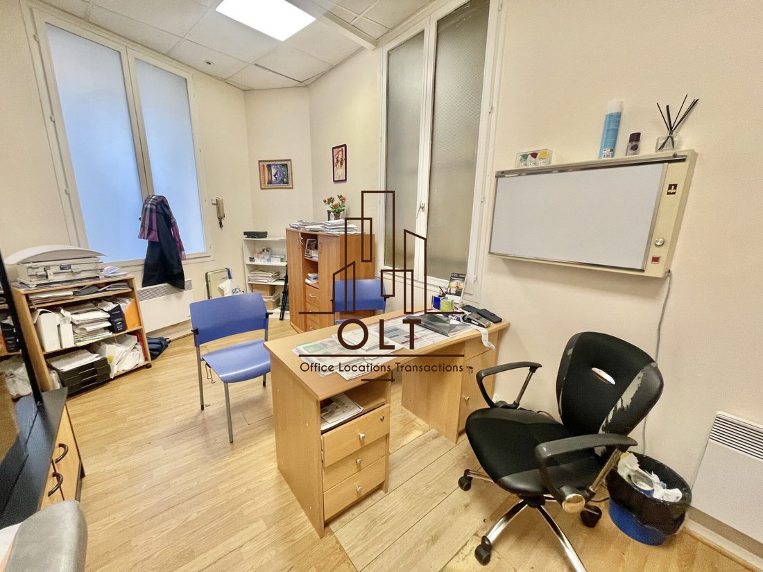 Apartment in Arrondissement of Bobigny, Ile-de-France, France 2 - 15702768
