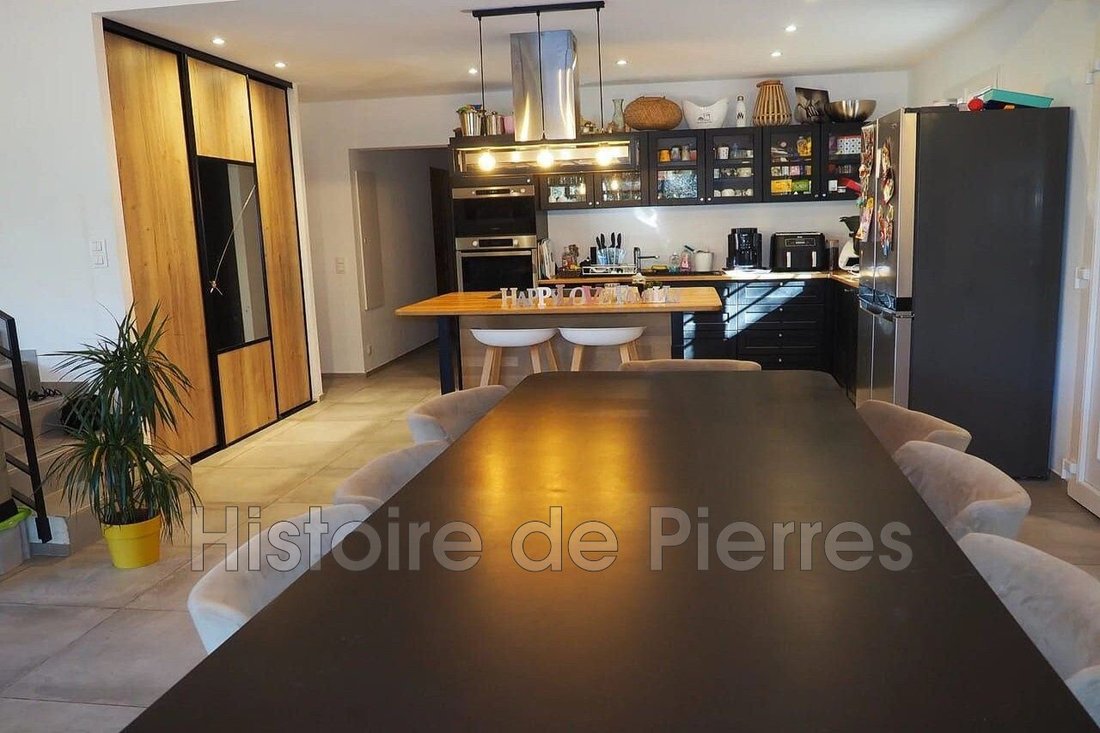 Villa in La Garde-Freinet, Provence-Alpes-Côte d'Azur, France 2 - 15595853