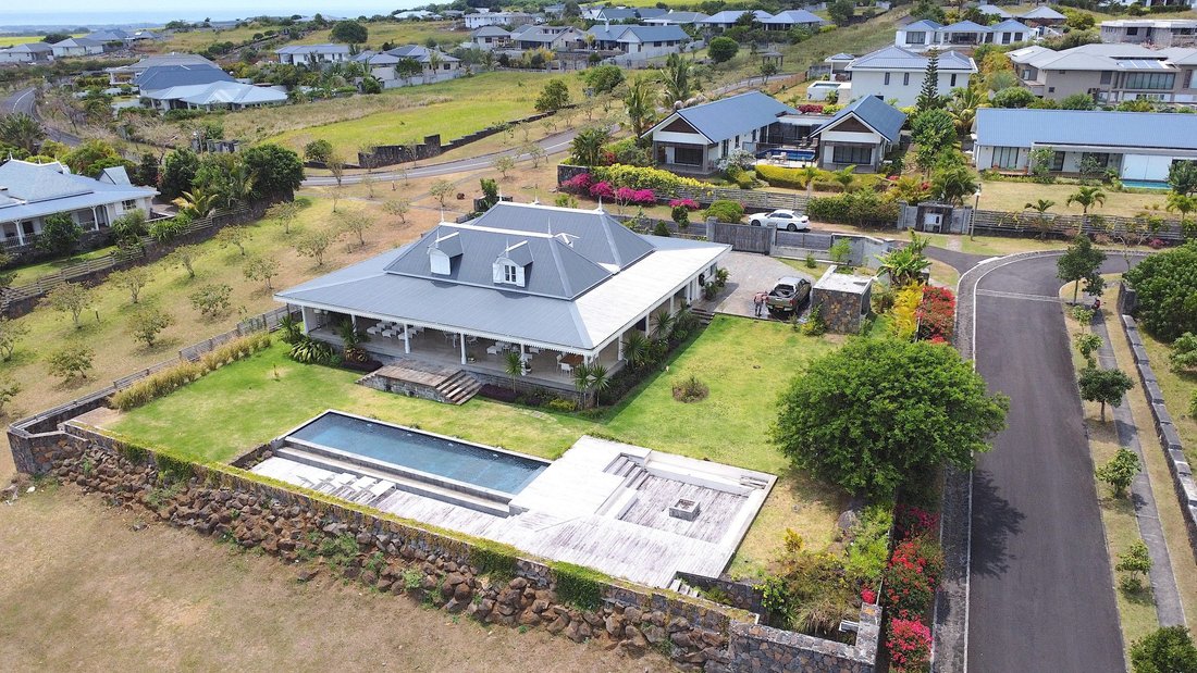 Villa in Piton, Pamplemousses District, Mauritius 1 - 13554411