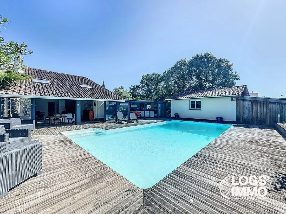 Le Bouscat Villa In Le Bouscat Nouvelle Aquitaine France For Sale 
