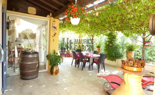Villa in Zone Rurale Sud, Carpentras, France 1