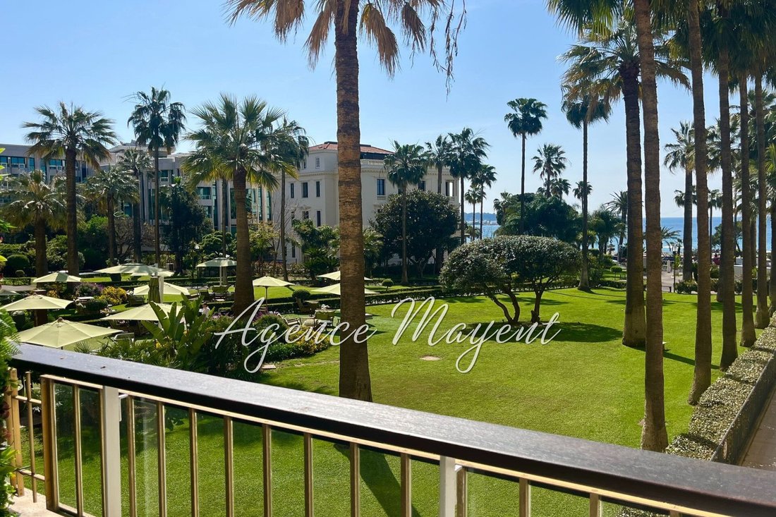 Apartment in Cannes, Provence-Alpes-Côte d'Azur, France 1 - 15455482