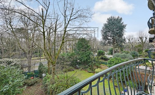 Apartment in La Plaine des Sablons, Neuilly-sur-Seine, France 1