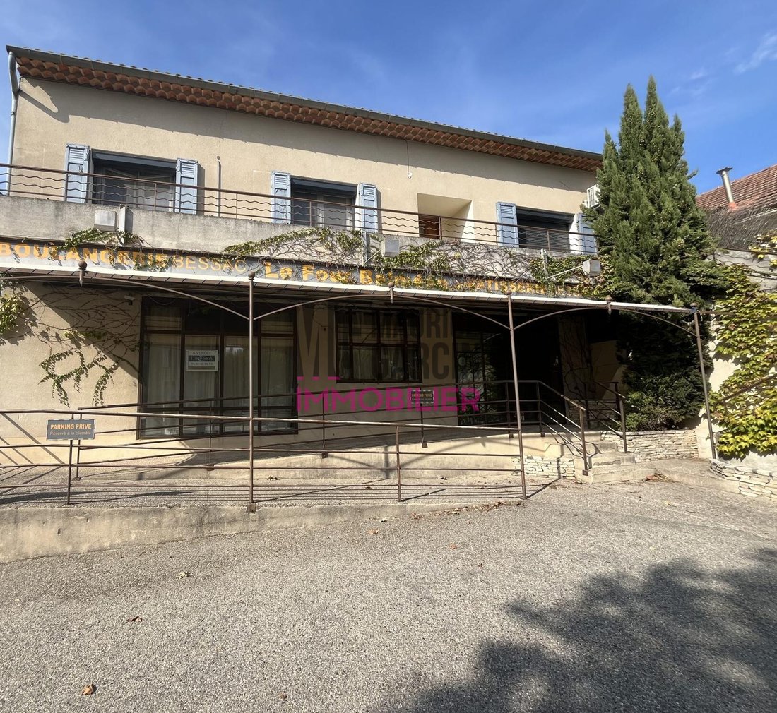 Beaumes-de-Venise, Provence-Alpes-Côte d'Azur, France 1 - 15708293