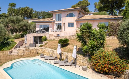 Villa in Valbonne, Provence-Alpes-Côte d'Azur, France 1