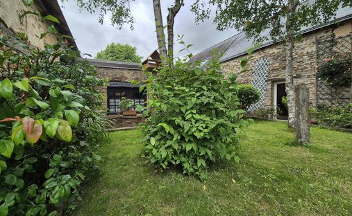 House in Loire, Pays de la Loire, France 1