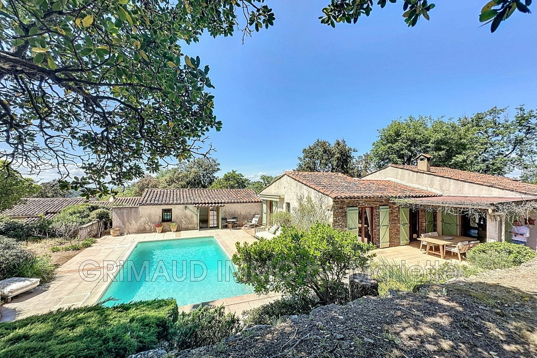 Villa in La Garde-Freinet, Provence-Alpes-Côte d'Azur, France 1 - 15084698
