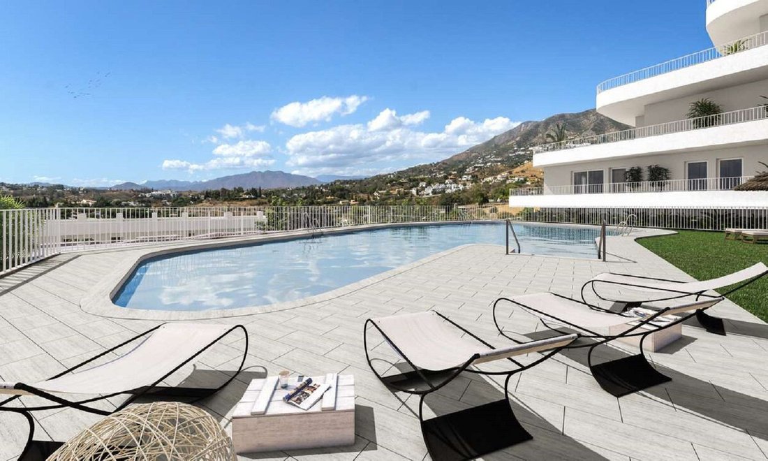 Penthouse in Fuengirola, Andalusia, Spain 3 - 15698417