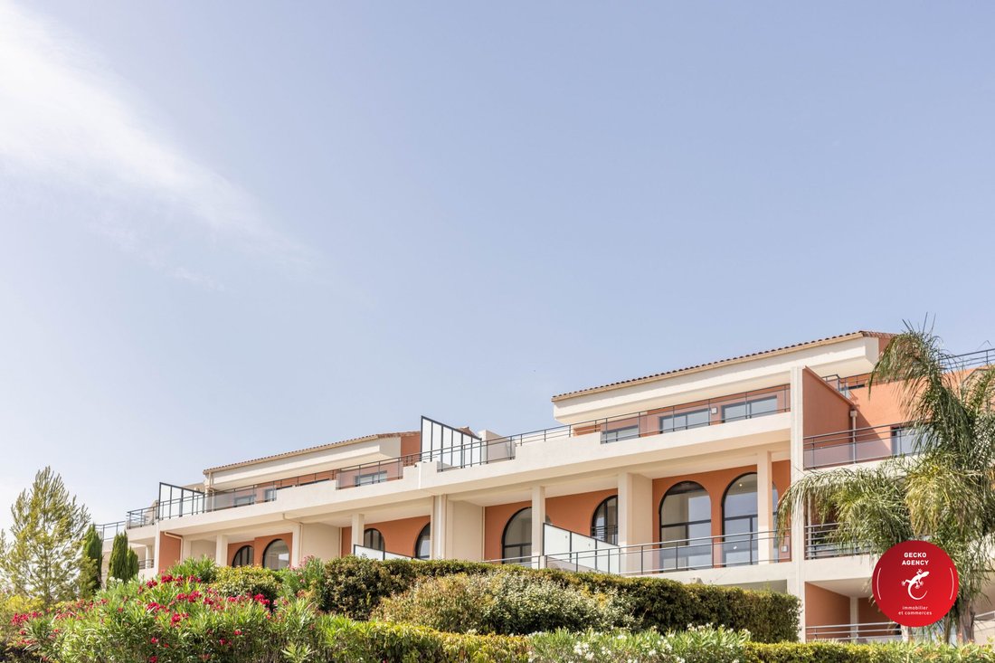 Apartment in Le Dramont-Agay-Anthéor-Le Trayas, Saint-Raphaël, France 1 - 15704419