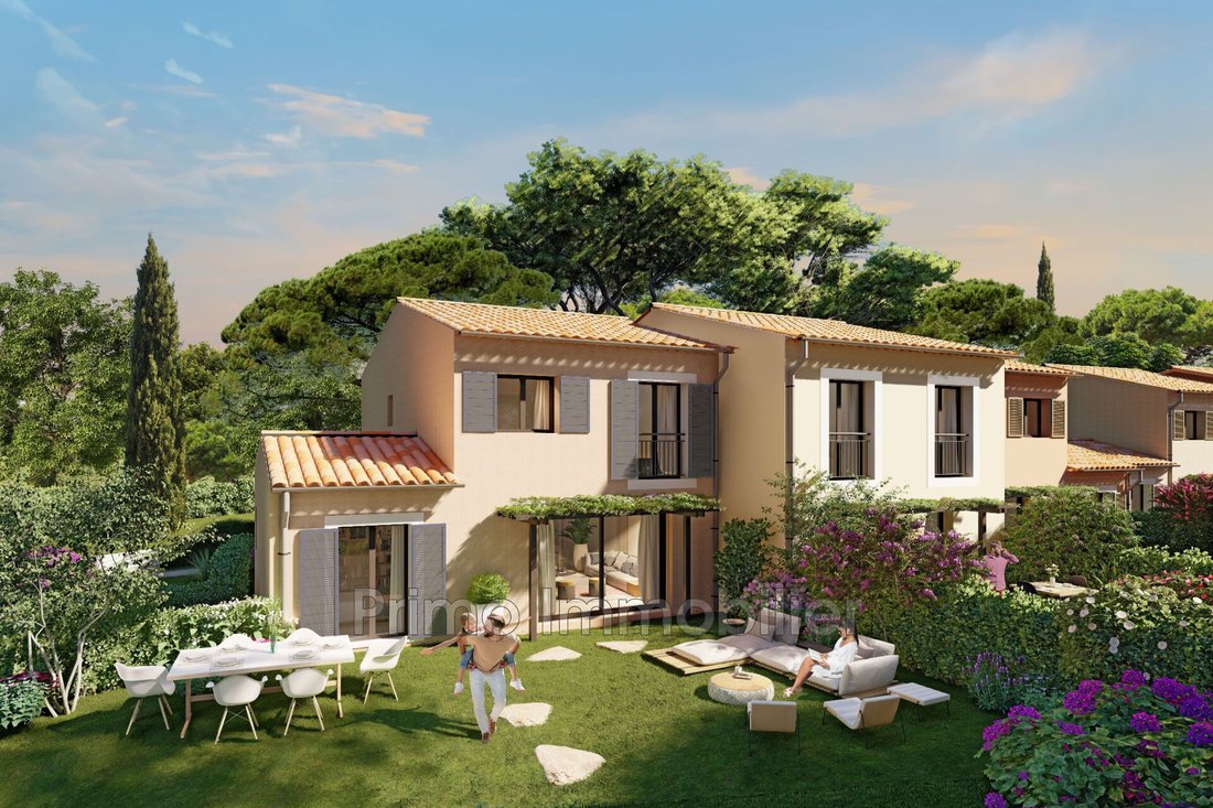 Villa in Ville-Les Saquedes-Le Bouillonnet, Sainte-Maxime, France 1 - 14332402