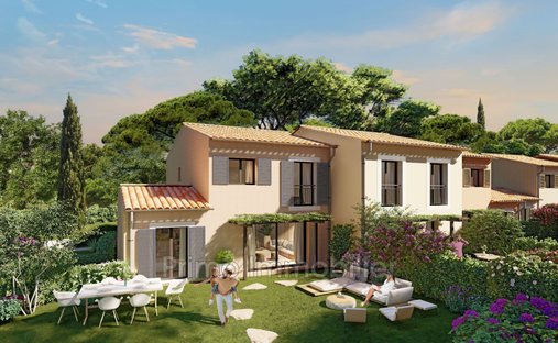 Villa in Ville-Les Saquedes-Le Bouillonnet, Sainte-Maxime, France 1