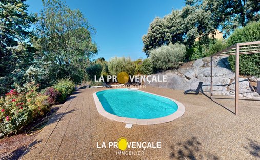 Villa in La Barasse, Marseille, Provence-Alpes-Côte d'Azur 1