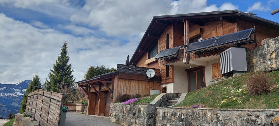Chalet in Notre-Dame-de-Bellecombe, Auvergne-Rhône-Alpes, France 1 - 15704481