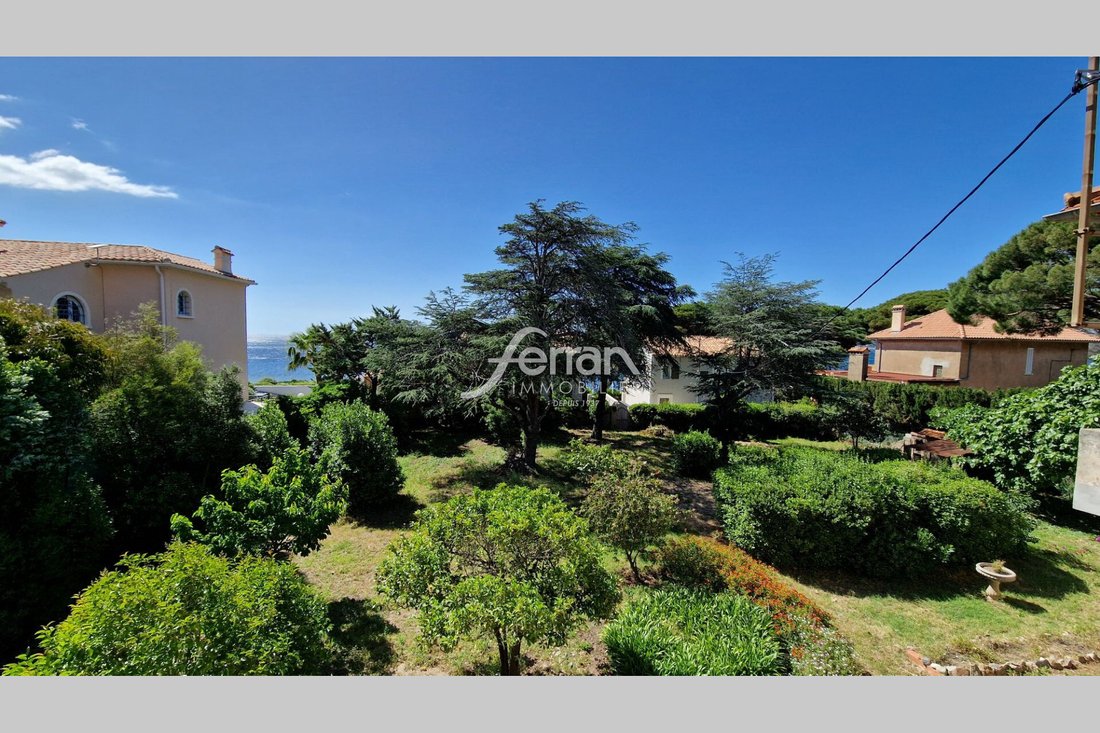 Villa in Ville-Les Saquedes-Le Bouillonnet, Sainte-Maxime, France 1 - 13835468