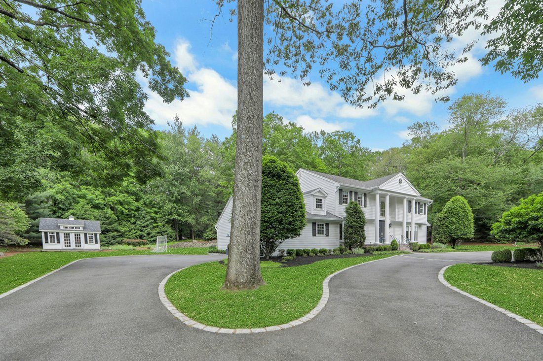 House in Franklin Lakes, New Jersey, United States 3 - 15698927