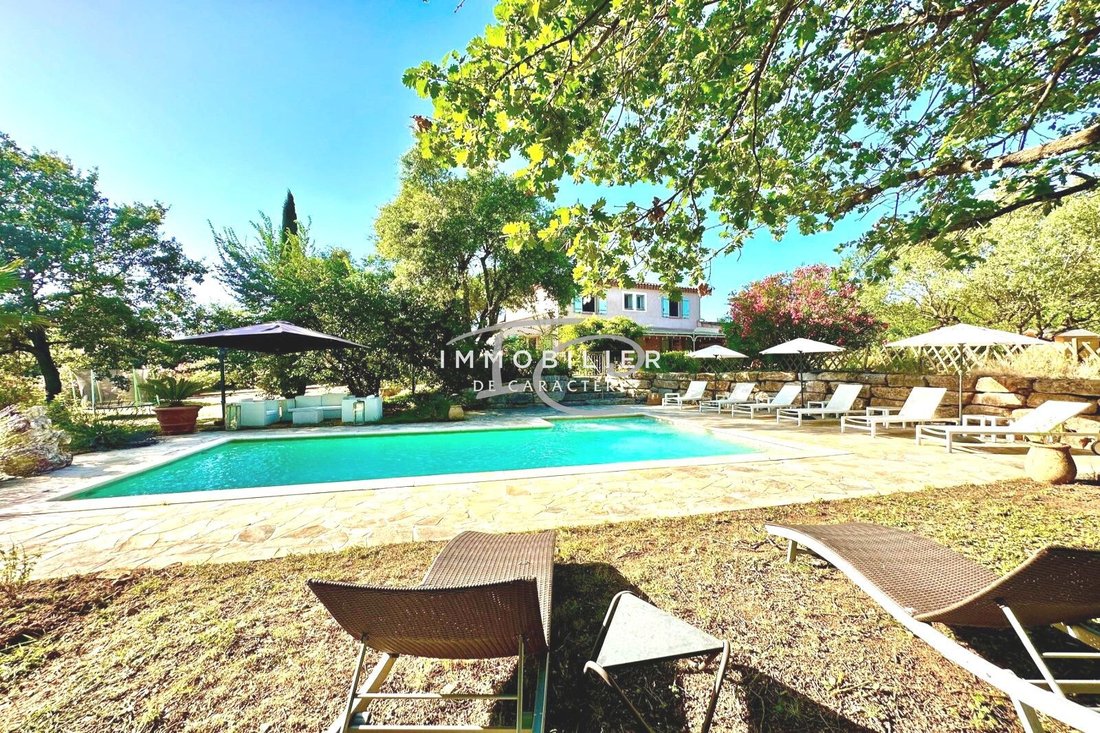 Villa in Gassin, Provence-Alpes-Côte d'Azur, France 1 - 15409330