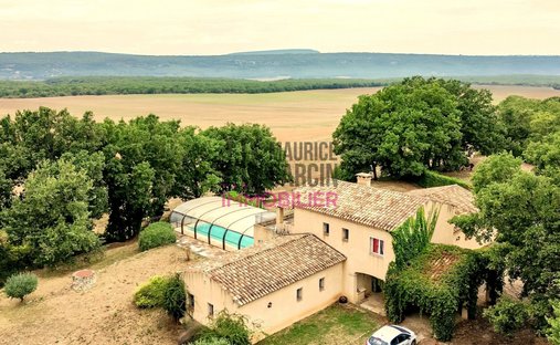 House in Régusse, Provence-Alpes-Côte d'Azur, France 1