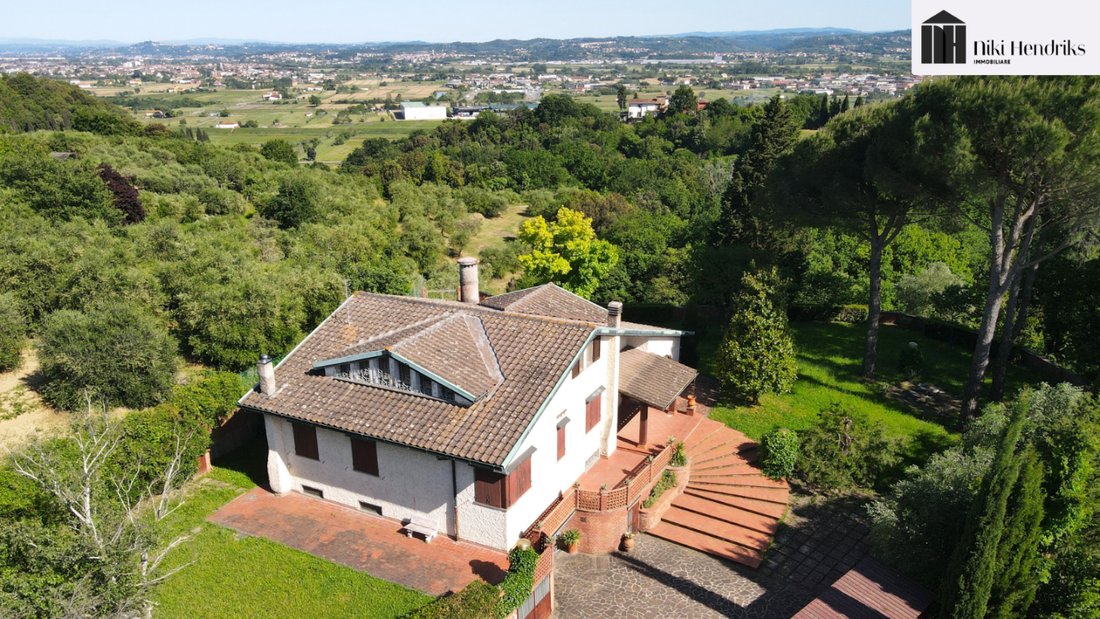 Villa in Montecalvoli, Tuscany, Italy 1 - 15699615