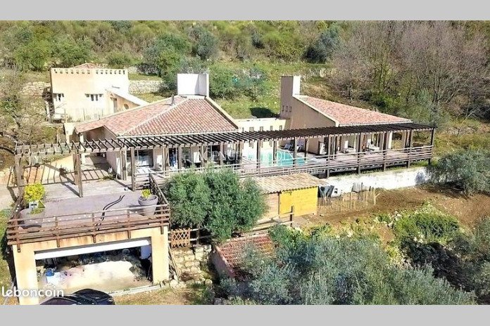 Villa in Centre Ancien, Draguignan, France 1 - 12627702