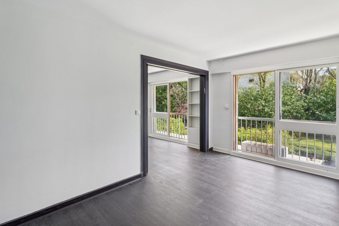 Apartment in Nogent-sur-Marne, Ile-de-France, France 3 - 15702710
