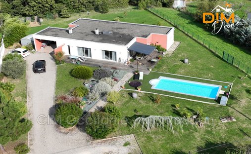 Villa in Saint-Martial - Le Fau, Montauban, France 1
