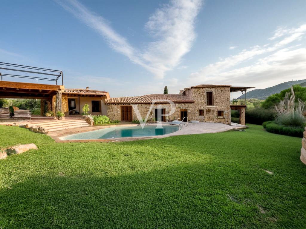 Villa in Area Arzachena Paese, Arzachena, Sardinia 2 - 15701421