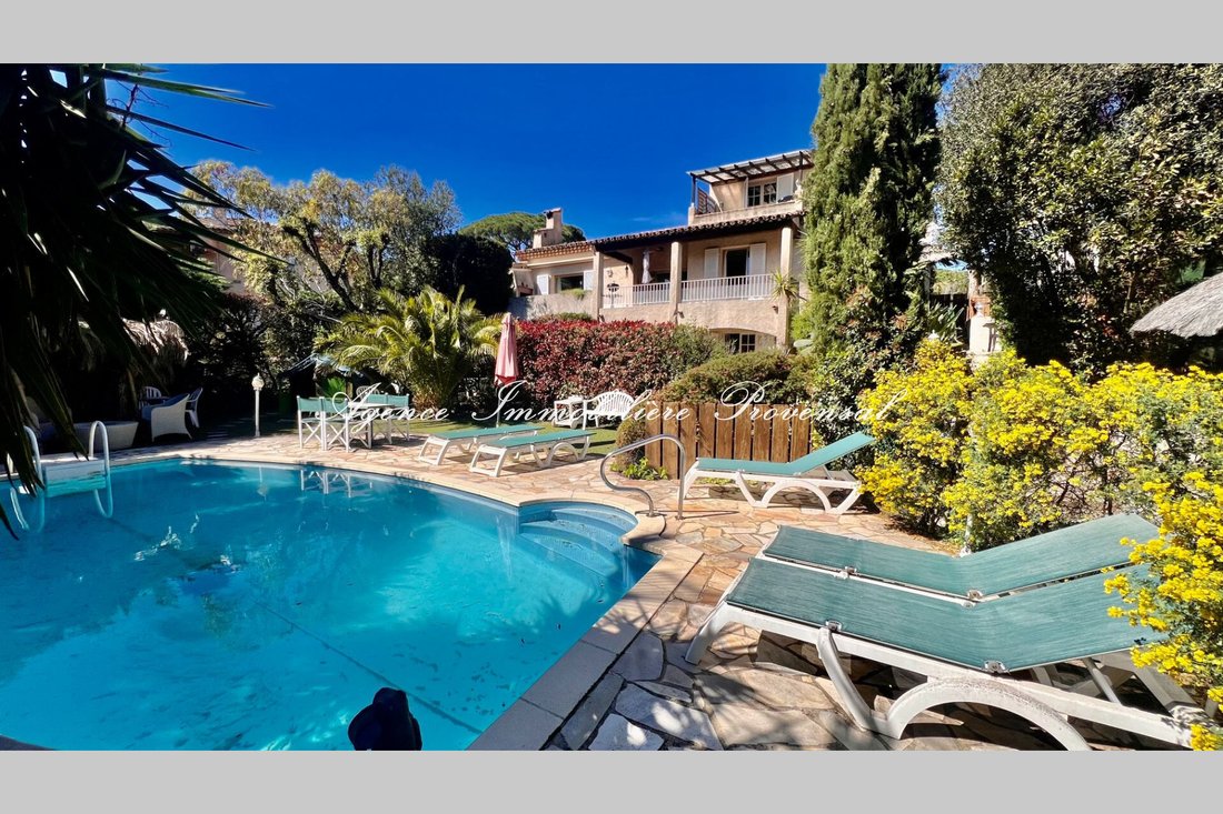 Villa in Ville-Les Saquedes-Le Bouillonnet, Sainte-Maxime, France 1 - 14951433