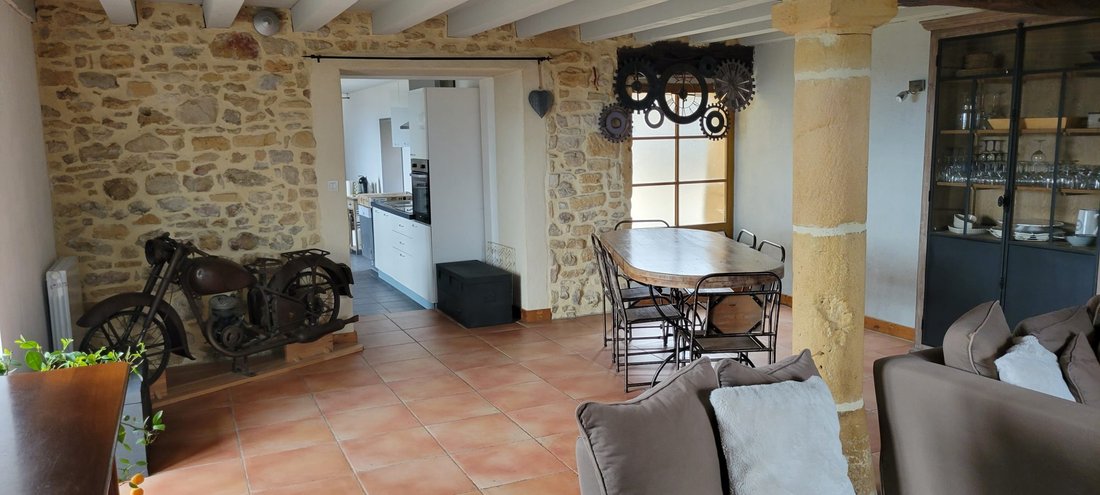 House in Bagnols, Auvergne-Rhône-Alpes, France 3 - 15706751