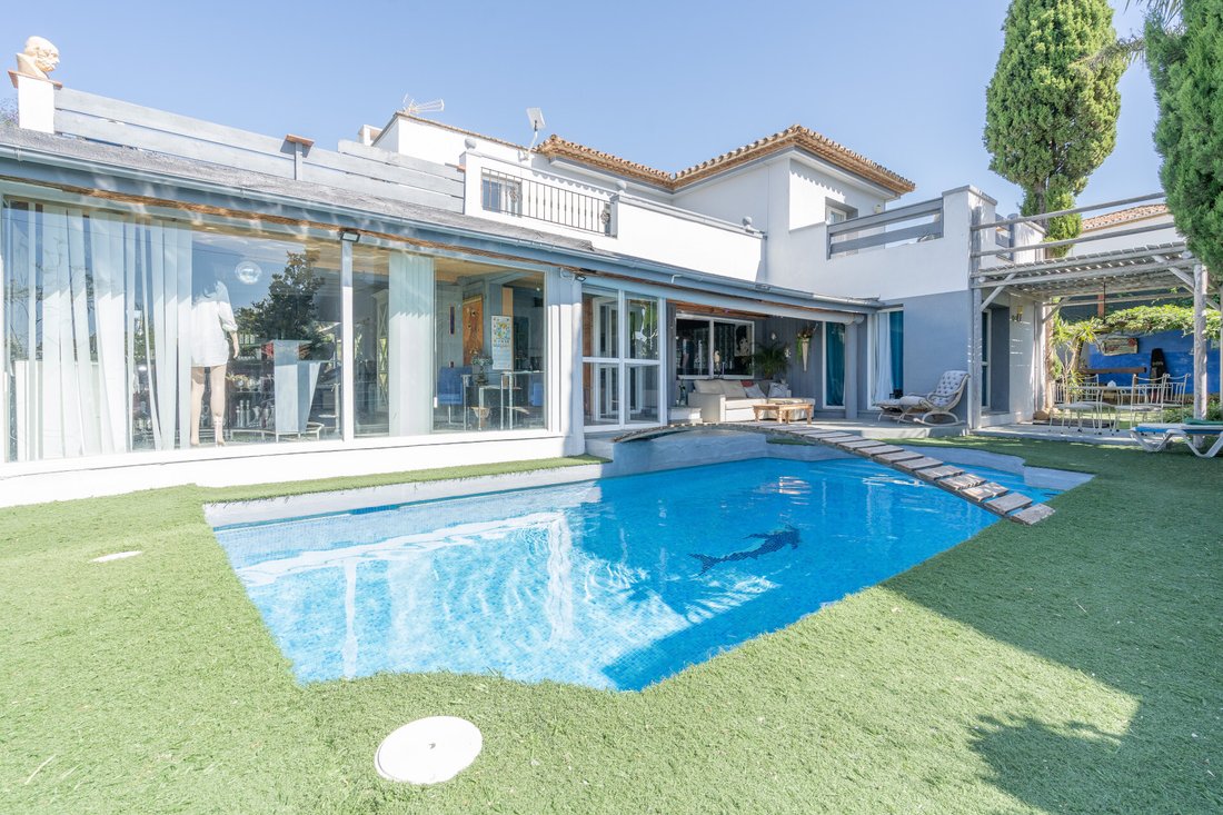 Villa in Estepona, Andalusia, Spain 1 - 15701591