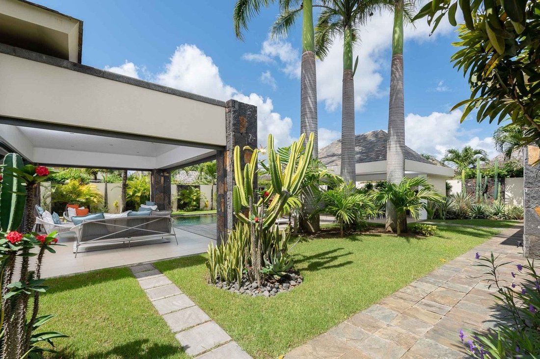 Villa in Grand Baie, Rivière du Rempart District, Mauritius 5 - 15704397