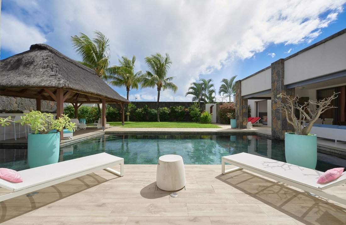Villa in Cap Malheureux, Rivière du Rempart District, Mauritius 2 - 15704042
