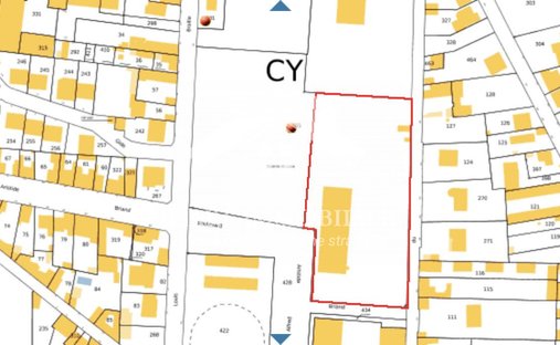 Vienne Department (86) 19th And 20th Century Chateau 345 Acres Of Land