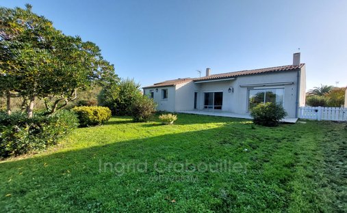 Villa in Pontaillac, Royan, France 1