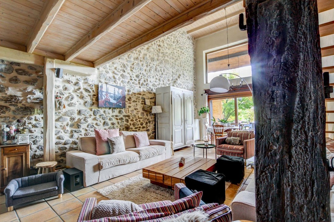 Farm Ranch in Prévessin-Moëns, Auvergne-Rhône-Alpes, France 5 - 15706986