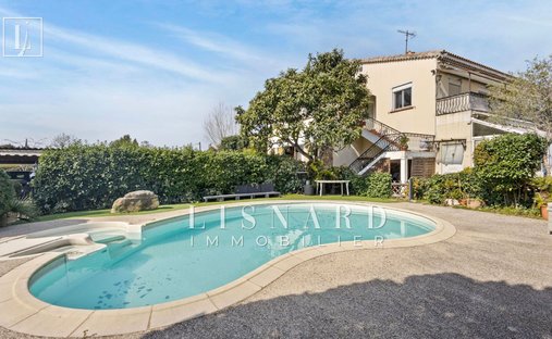 Villa in Mougins, Provence-Alpes-Côte d'Azur, France 1