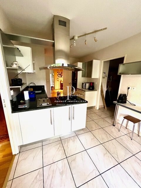 Apartment in Caudéran-Barrière Judaïque, Bordeaux, France 5 - 15702729