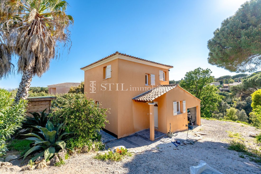 Villa in Les Issambres, Roquebrune-sur-Argens, France 1 - 14149649