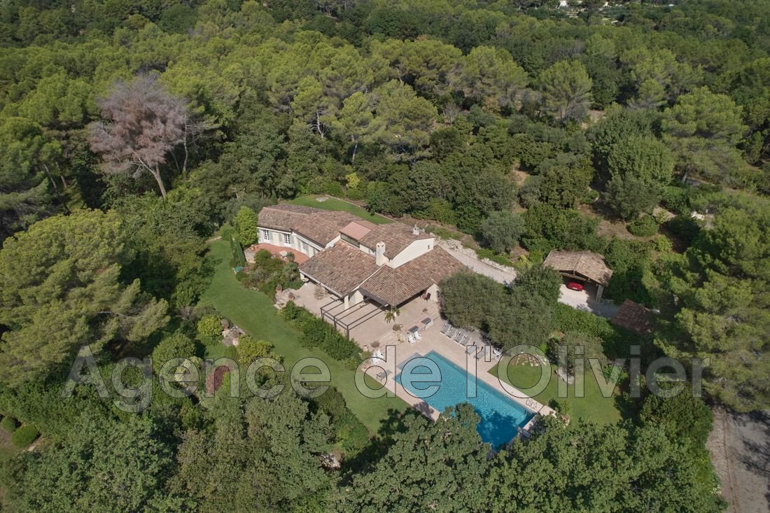 Villa in Opio, Provence-Alpes-Côte d'Azur, France 1 - 14678458