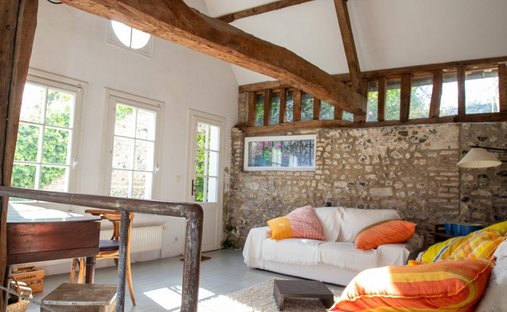 Castle for Sale in Saint-Valery-sur-Somme, Hauts-de-France, France