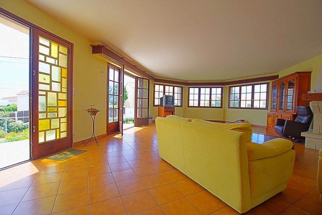 Villa in Gare-Saint Michel, Les Sables-d'Olonne, France 3 - 15707174