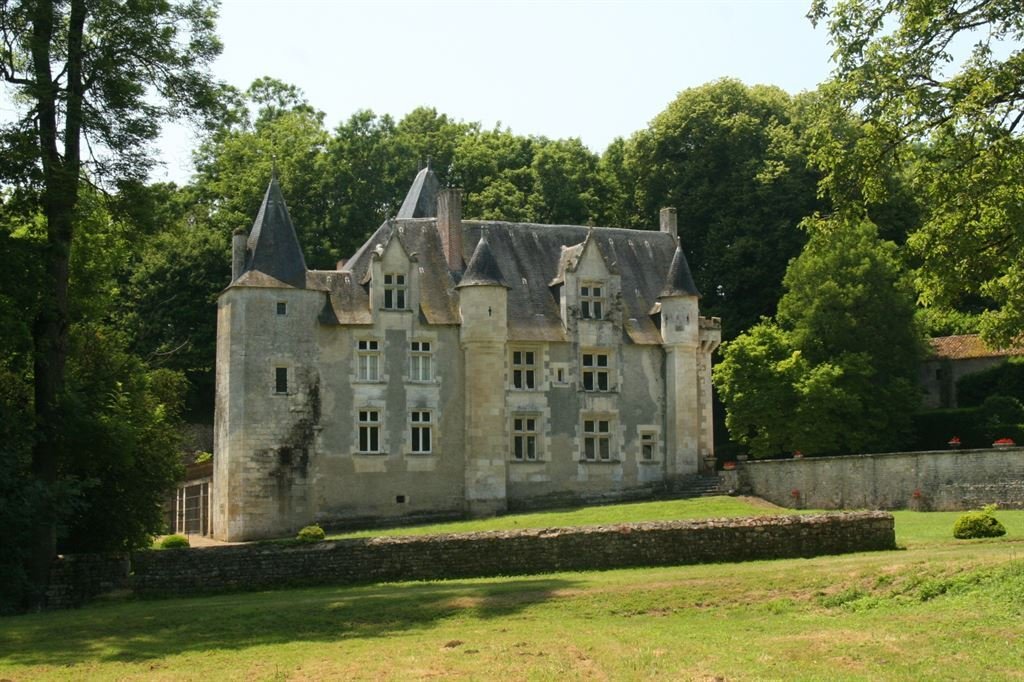 Whispers of the Hunt: A 15th-Century Château’s Timeless Embrace in Poitou-Charentes