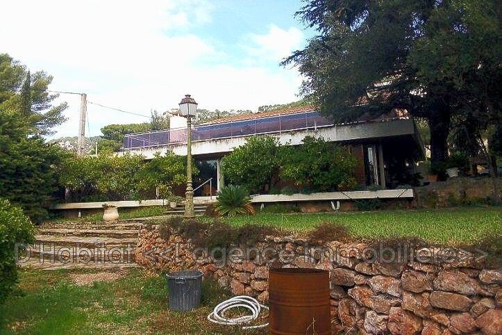 Villa in Super-Toulon, Toulon, France 1 - 14856647