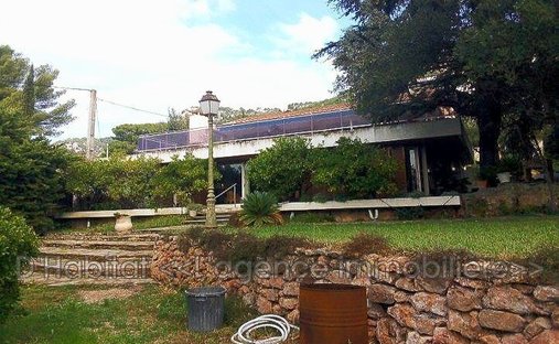 Villa in Super-Toulon, Toulon, France 1