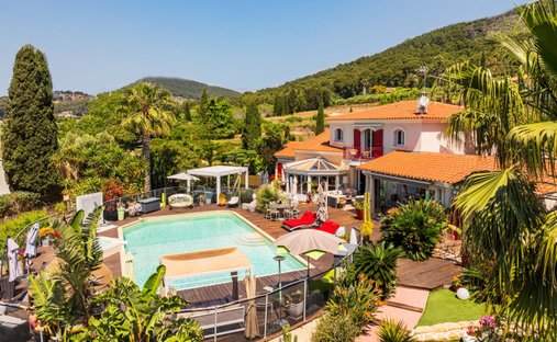 House in Carqueiranne, Provence-Alpes-Côte d'Azur, France 1