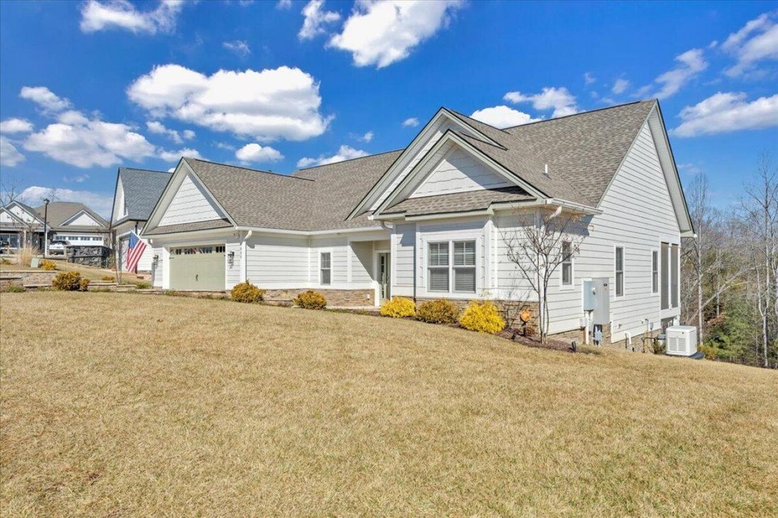 House in Huddleston, Virginia, United States 5 - 15701193