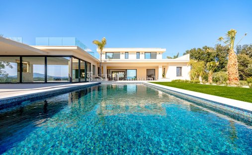 Villa in Ville-Les Saquedes-Le Bouillonnet, Sainte-Maxime, France 1