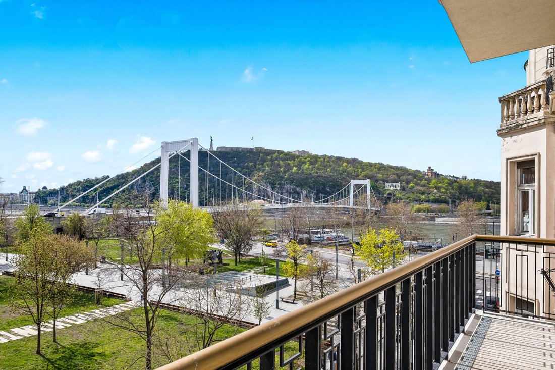 Condo in Budapest, Budapest, Hungary 1 - 15701710
